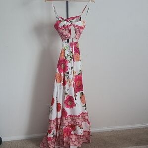 Women's Small Strappy White Floral Maxi Dress With Tie Back Strap